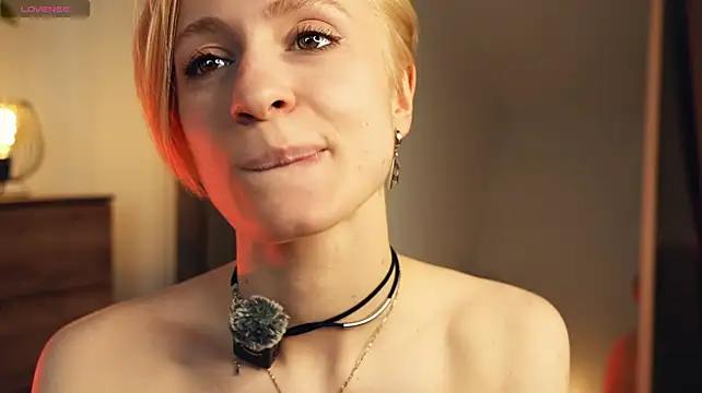 JanettePerro live XXX chat