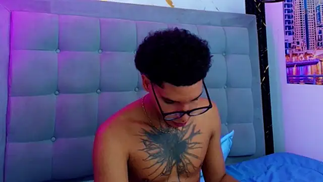 Chat XXX Live kai_storm77