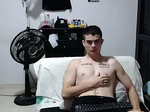 Онлайн чат XXX Zac_Efront