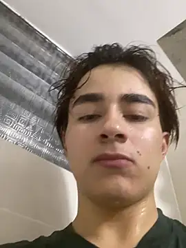 Show modela Connorr_01 na web-kameri