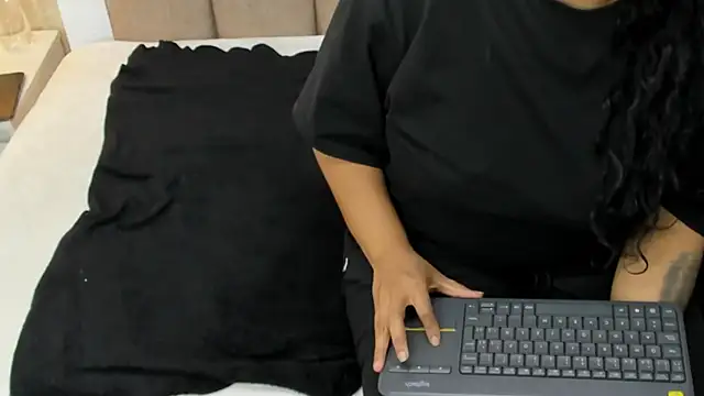 Chat +18 de yunkeyc ao vivo