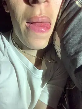MiroKari2 라이브 XXX 채팅