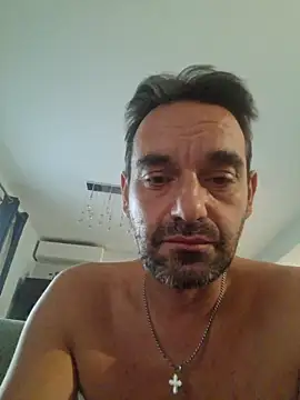 MEE101722's Live XXX Chat