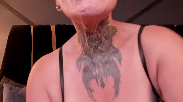 دردشة mistress_sandy الجنسية المباشرة