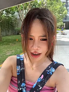 Selenaaaaa- 在線直播表演