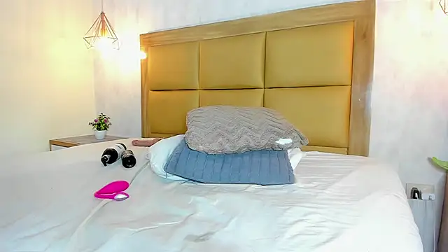 KEIMIRICCI লা ইভ XXX চ্যাট