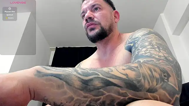 musclemonster31 Chat XXX in diretta