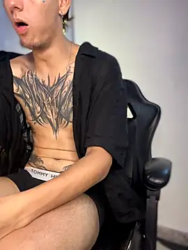 Chat XXX en directo de Matthew_7