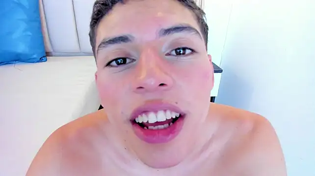 KENNY_HANK – Live XXX-chat