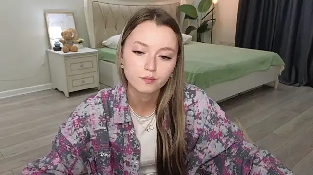 AdriannaRadde – Live XXX-chat