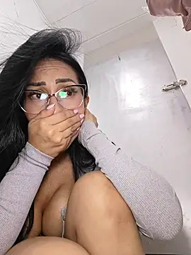 Chat XXX Live IsabellitaVIP
