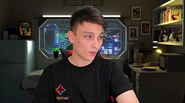Justin_time111's Live XXX Chat