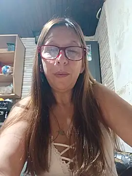 cari75 Adlı Modelin Canlı XXX Sohbeti