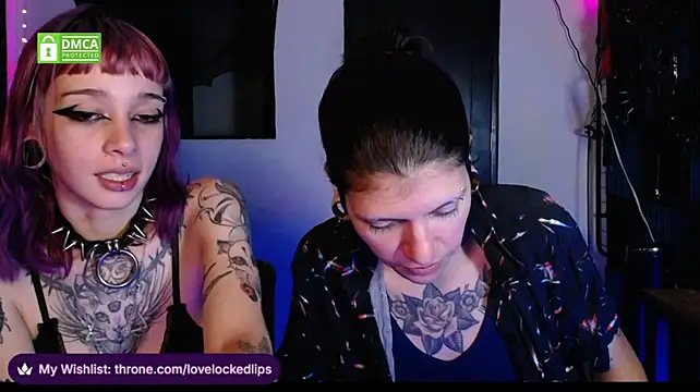 Chat XXX en directo de lovelockedlips