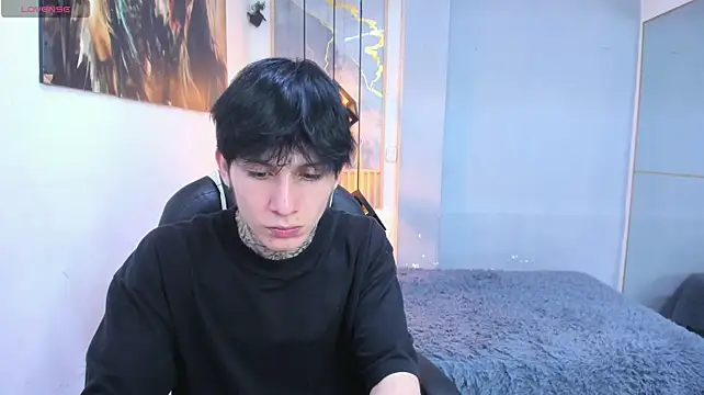 צ'אט XXX בשידור חי של Cry_thereal