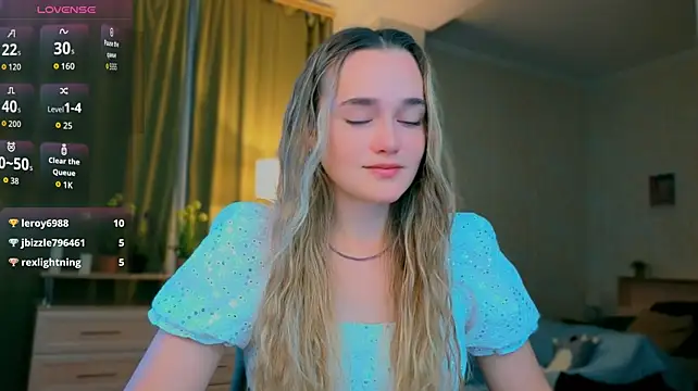 earthfantasyy's Live XXX Chat