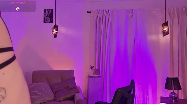 CelesteRuseell Adlı Modelin Canlı XXX Sohbeti