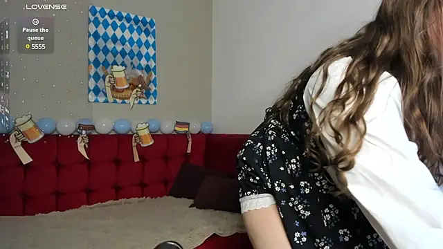MonikaCharming's Live XXX Chat