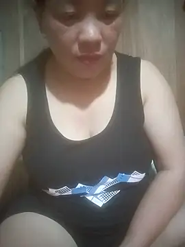 LINAKUTE10's Live XXX Chat