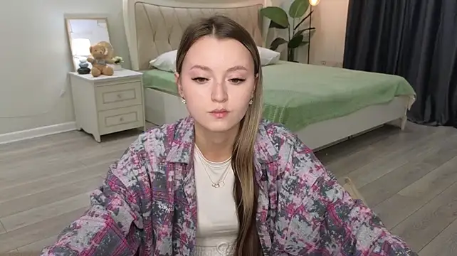Chat +18 de AdriannaRadde ao vivo