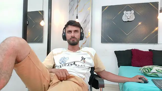 KingOfTemptation – Naživo XXX chat