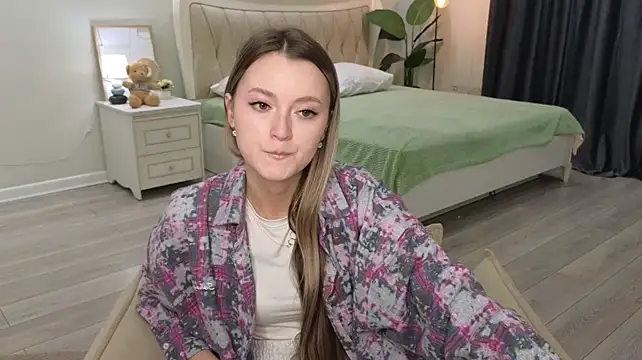 AdriannaRadde Chat XXX live