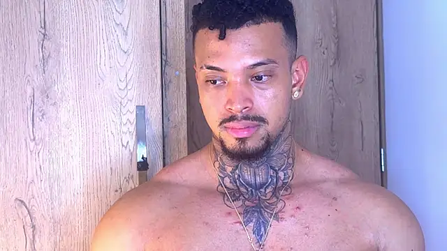 Stiven_collins Chat XXX in diretta