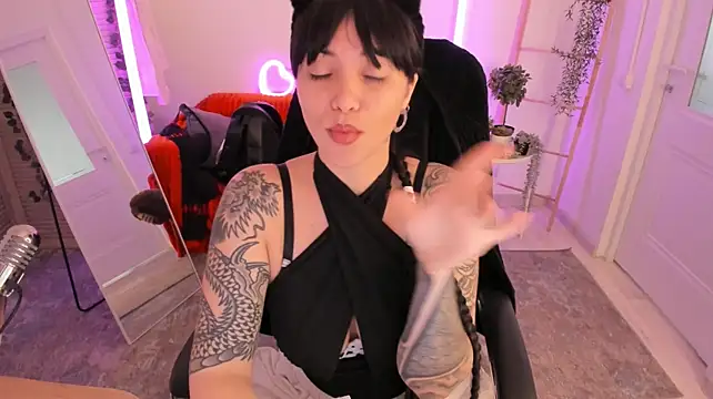 NeoGeishan Live XXX chat