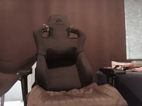 XXX chat uživo modela Dev-BiSklave