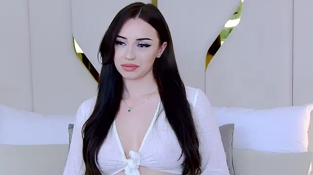 Betty_Bridge Live XXX-chat