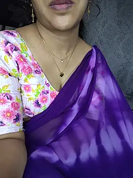 Cute-Smiely-Queen-Telugu's Live XXX Chat