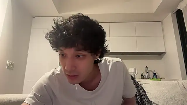 Chat +18 de noah_novasmith ao vivo