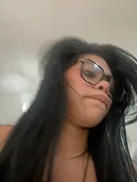 Czat XXX na żywo – Katty_Roose2