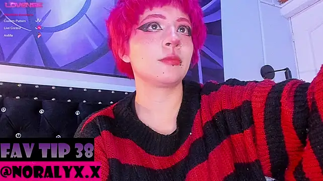 Chat +18 de hey_noraly ao vivo
