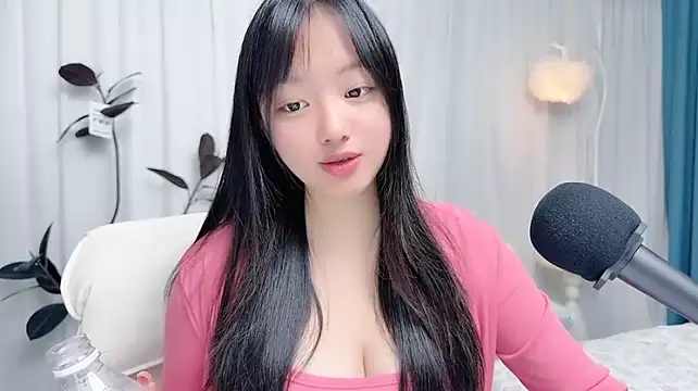 Živý XXX chat Winnie666999