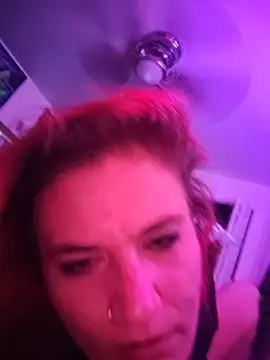צ'אט XXX בשידור חי של SexyLexii44