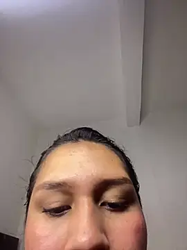 Annyeli Live XXX-chat