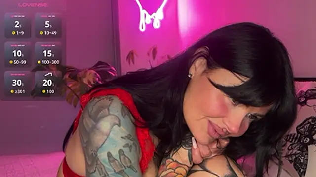 XXX chat uživo modela milfycereal