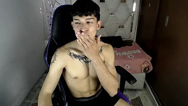 Liom_Gym live XXX chat