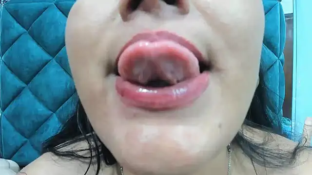 PENELOPELEWISsn Live XXX chat