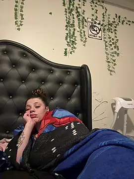 XXX chat uživo modela PrettypVssyy