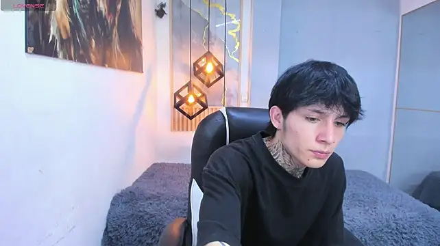 Chatroom XXX en direct de Cry_thereal