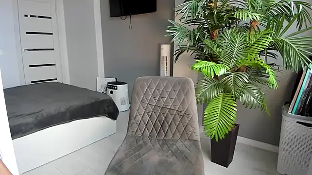 love_is_ Chat XXX live
