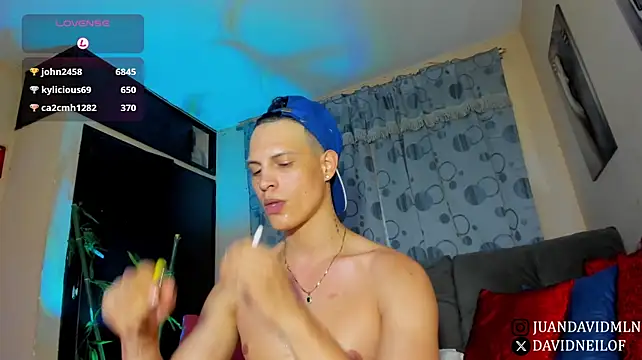 Chatroom XXX en direct de DavidNeill