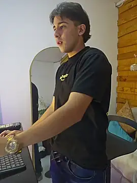 sam_vitali élő XXX-chatje