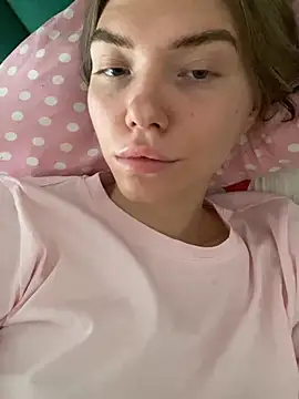 Lisaaa_Alisa: απευθείας συνομιλία ΧΧΧ