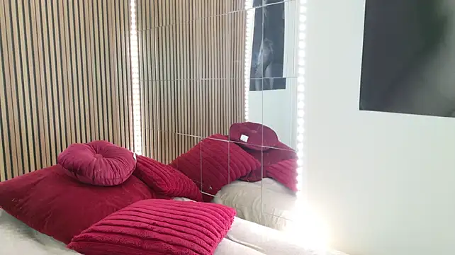 celia_chanel Adlı Modelin Canlı XXX Sohbeti