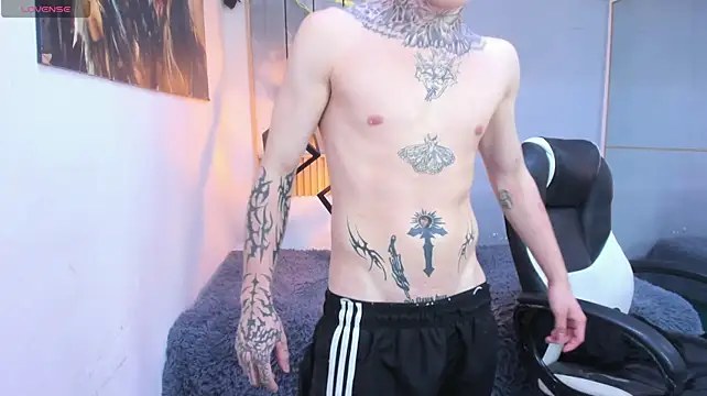 Chat +18 de Cry_thereal ao vivo