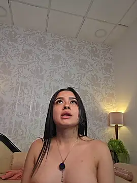 Emilygh1_n Live XXX chat