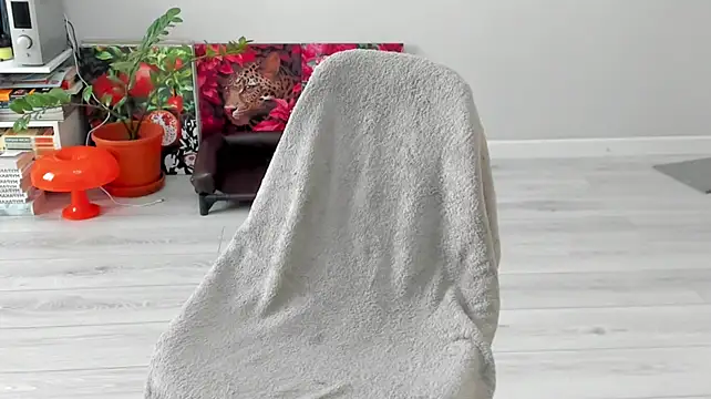 XXX chat uživo modela ailey_chao